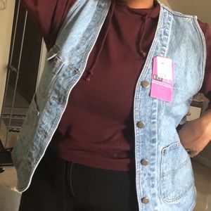 Sleeveless denim vest